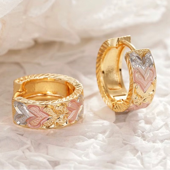 New 14k Foil Finished Small Gold Hoop Earrings - Picture 4 of 5